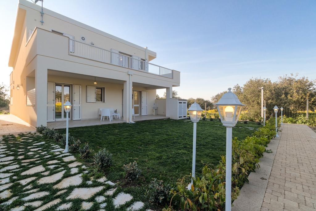Il Giardino Dei Frangipani Apartment Санта Кроче Камерина Екстериор снимка