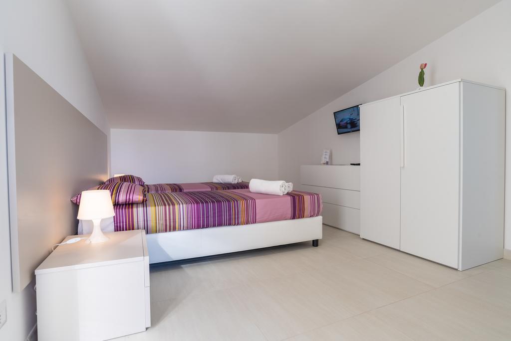 Il Giardino Dei Frangipani Apartment Санта Кроче Камерина Екстериор снимка