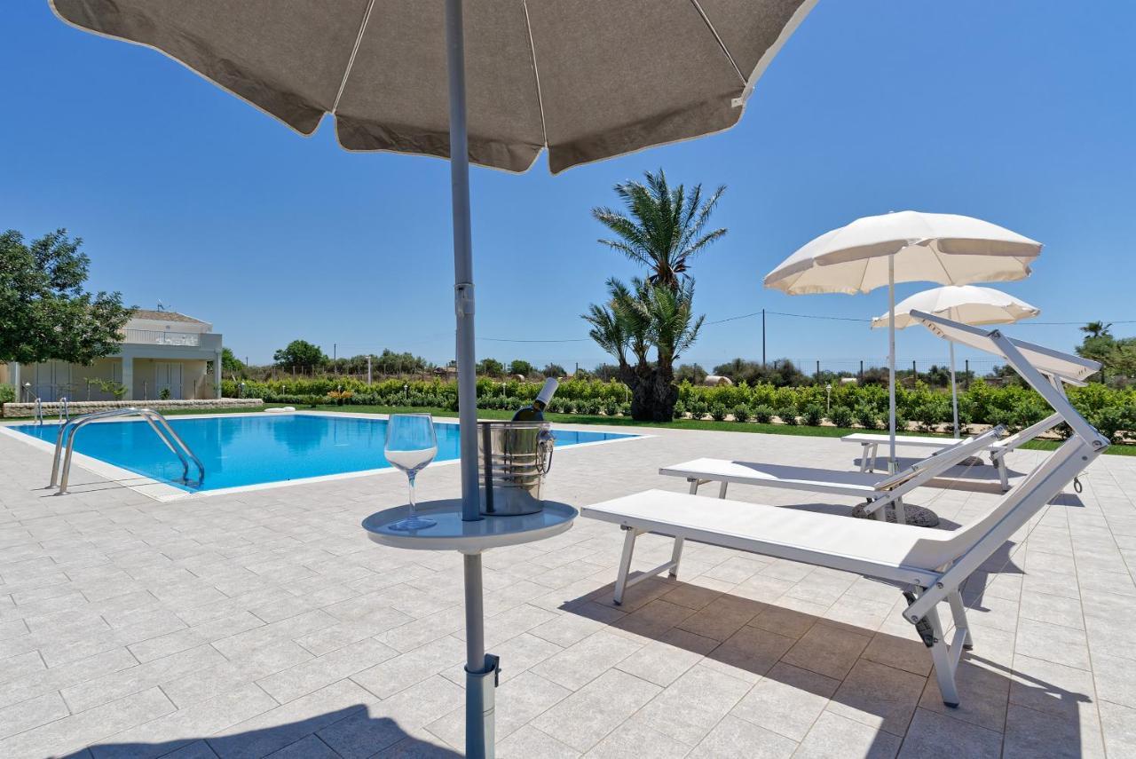Il Giardino Dei Frangipani Apartment Санта Кроче Камерина Екстериор снимка